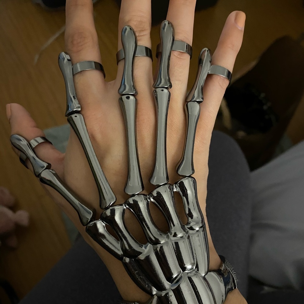 Skeleton Bracelet(s) with attached rings